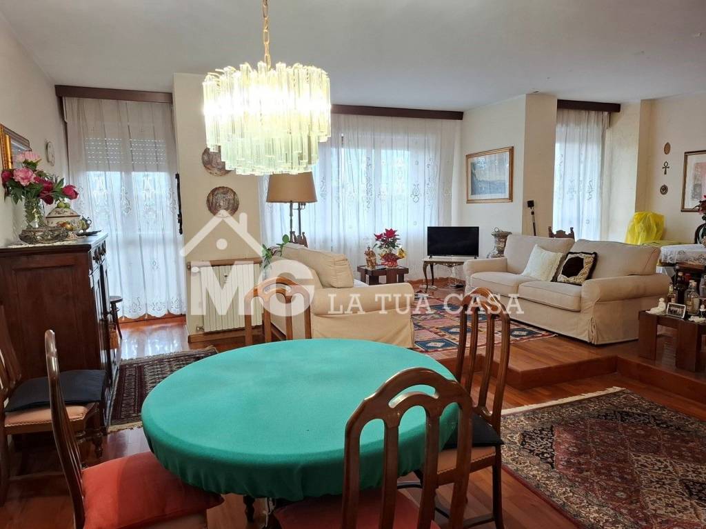 appartamento in vendita a Modena in zona San Faustino