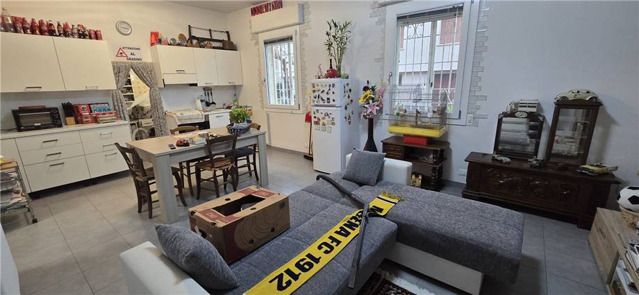 appartamento in vendita a Modena in zona Amendola