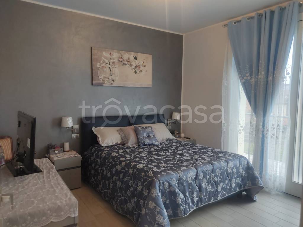 casa indipendente in vendita a Modena