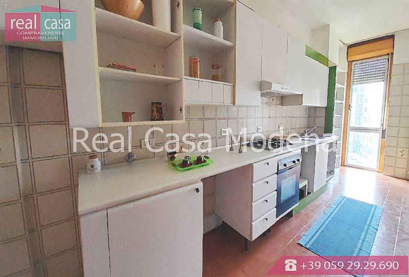 appartamento in vendita a Modena in zona San Faustino