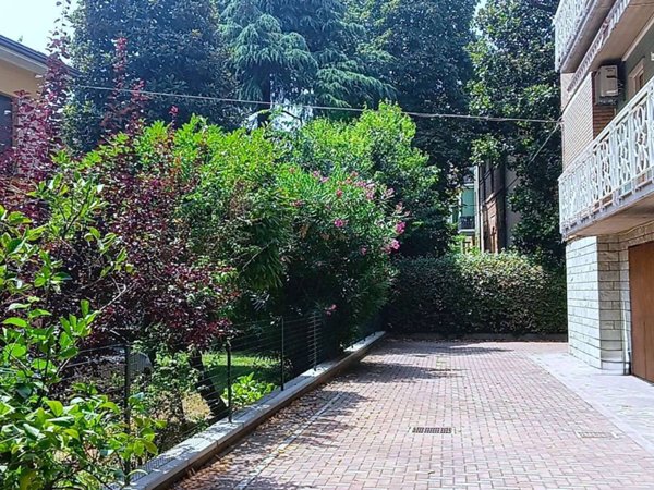 appartamento in vendita a Modena in zona San Faustino