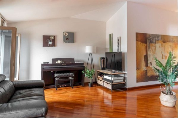 appartamento in vendita a Modena in zona San Faustino