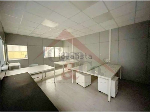 capannone in vendita a Modena in zona San Lazzaro / Modena Est