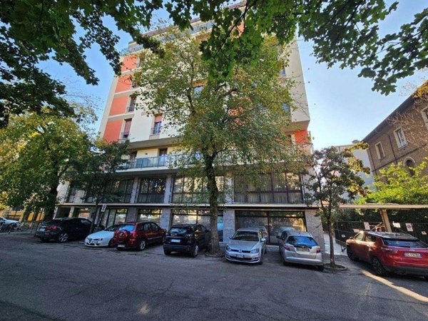 ufficio in vendita a Modena in zona Sant'Agnese