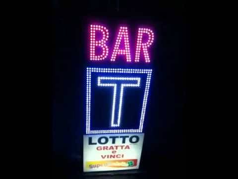 negozio in vendita a Modena in zona Crocetta