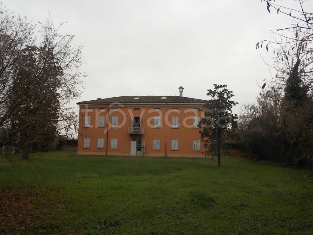 casa semindipendente in vendita a Modena in zona Madonnina / Quattro Ville