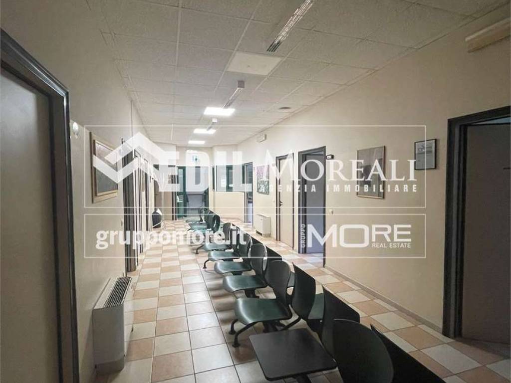 negozio in vendita a Modena in zona Fossalta
