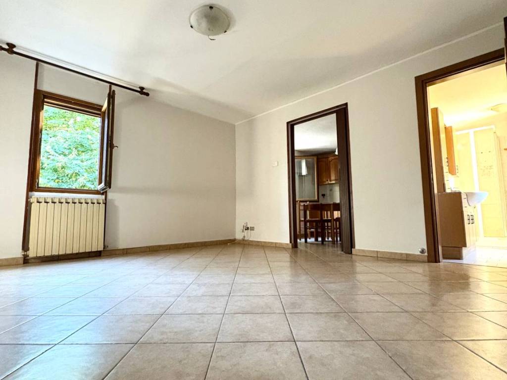 appartamento in vendita a Modena in zona Madonnina / Quattro Ville