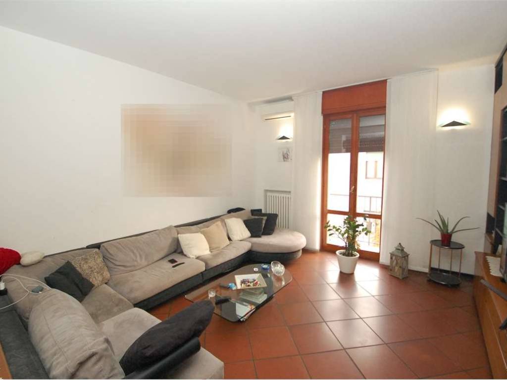 appartamento in vendita a Modena in zona Amendola