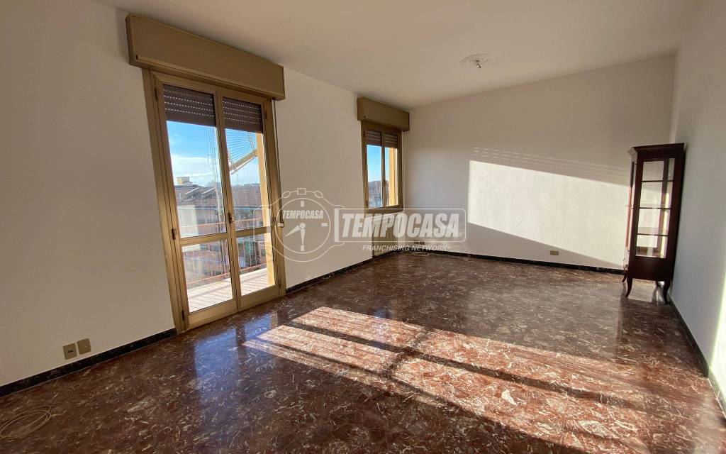 appartamento in vendita a Modena in zona Centro Storico