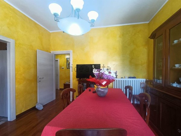 appartamento in vendita a Modena in zona Crocetta