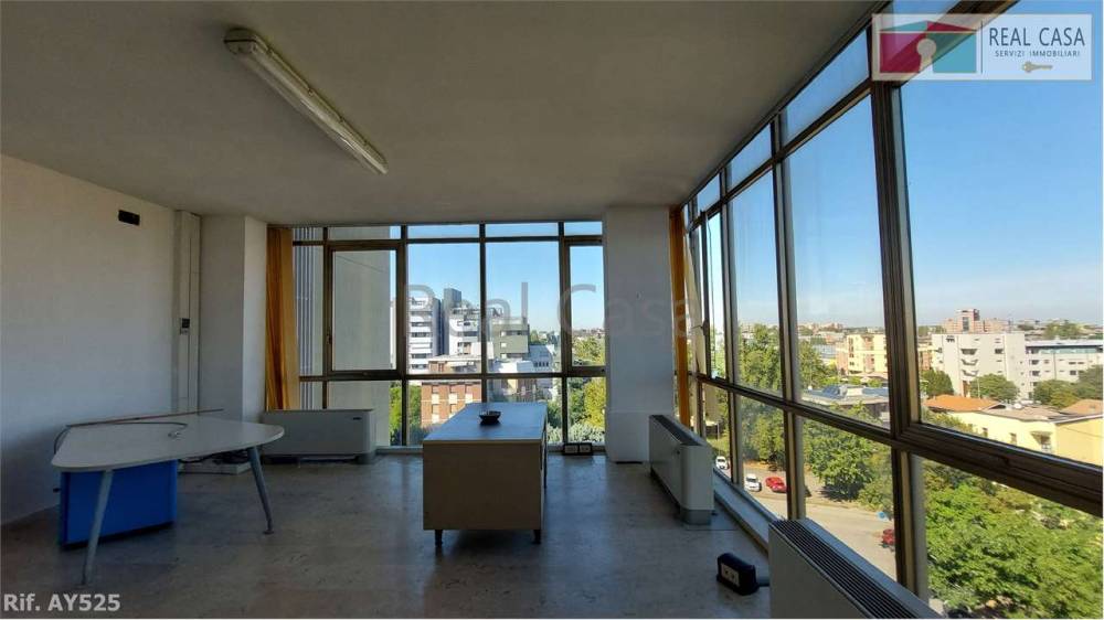 ufficio in vendita a Modena