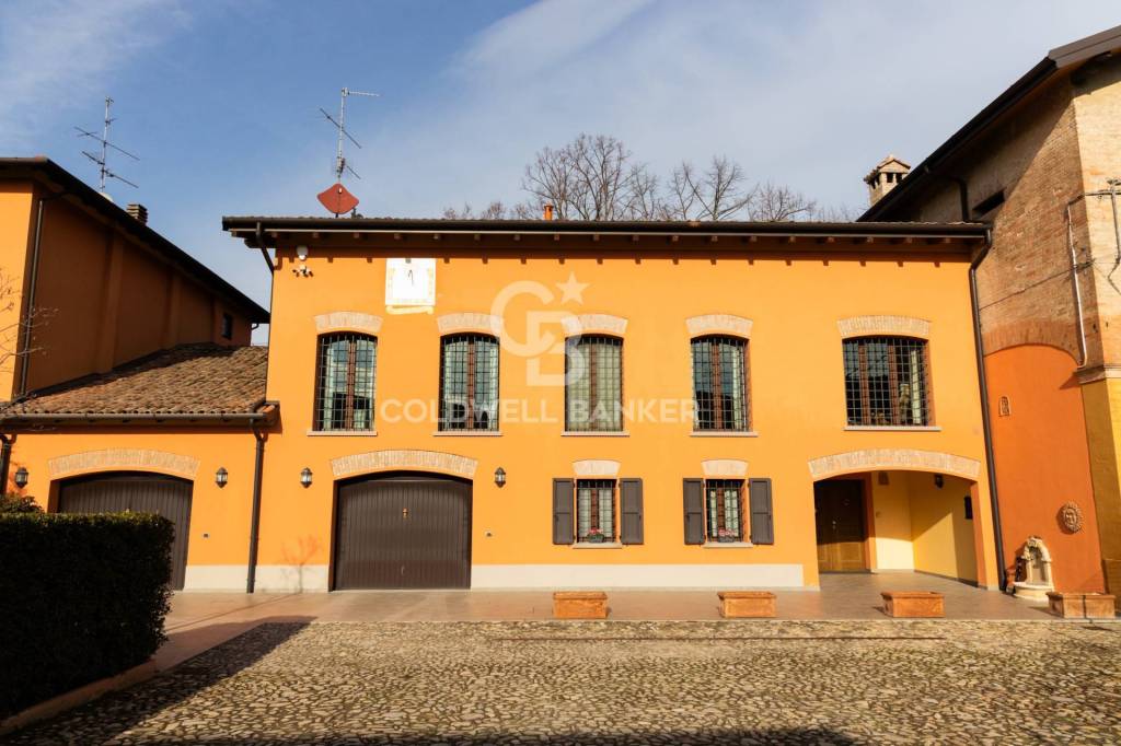 casa indipendente in vendita a Modena in zona Baggiovara