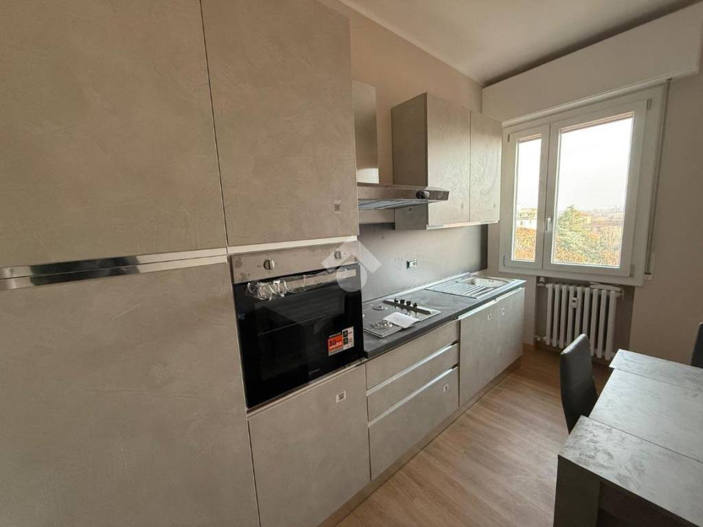 appartamento in vendita a Modena in zona San Lazzaro / Modena Est