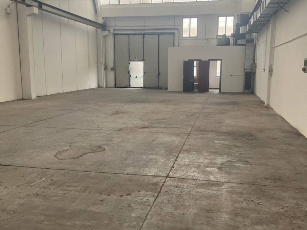 appartamento in vendita a Modena in zona Crocetta