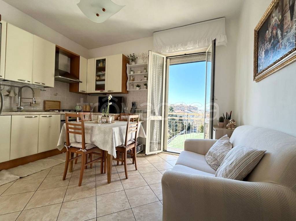 appartamento in vendita a Modena in zona Buon Pastore