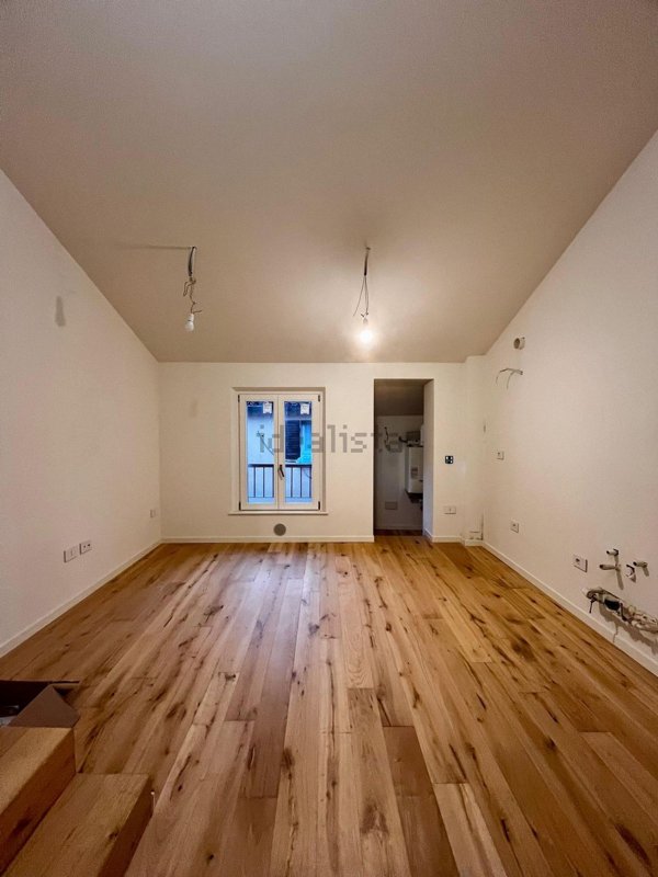 appartamento in vendita a Modena in zona Centro Storico