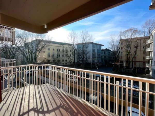 appartamento in vendita a Modena in zona Crocetta