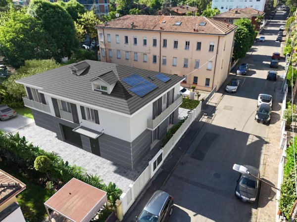 casa indipendente in vendita a Modena in zona San Lazzaro / Modena Est