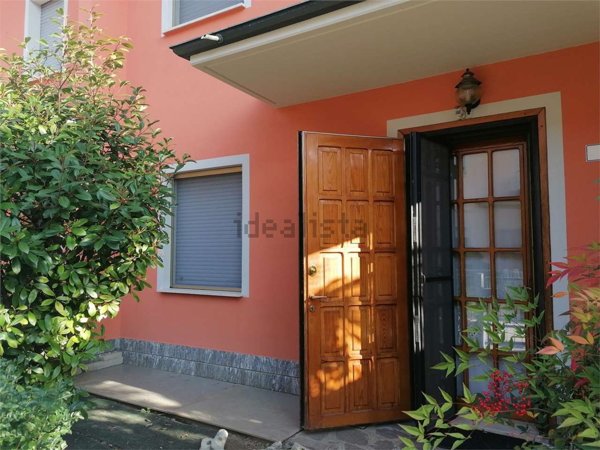 casa indipendente in vendita a Modena in zona San Damaso