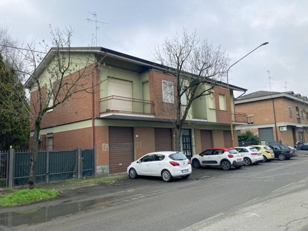casa indipendente in vendita a Modena in zona San Lazzaro / Modena Est