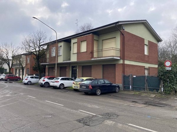 casa indipendente in vendita a Modena in zona San Lazzaro / Modena Est