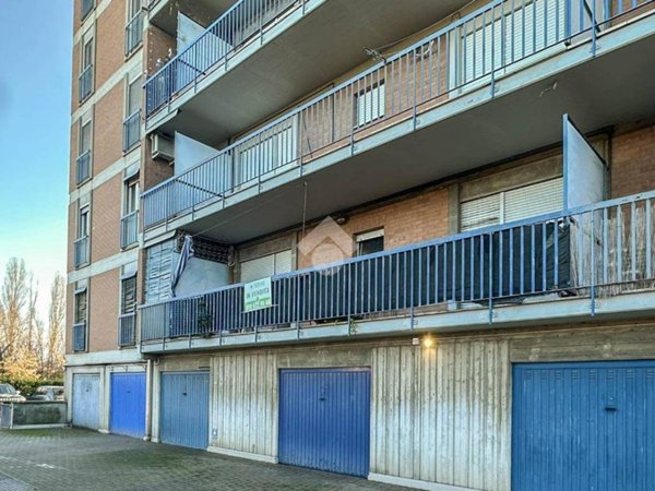 appartamento in vendita a Modena in zona San Lazzaro / Modena Est