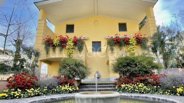 casa indipendente in vendita a Modena in zona Sant'Agnese