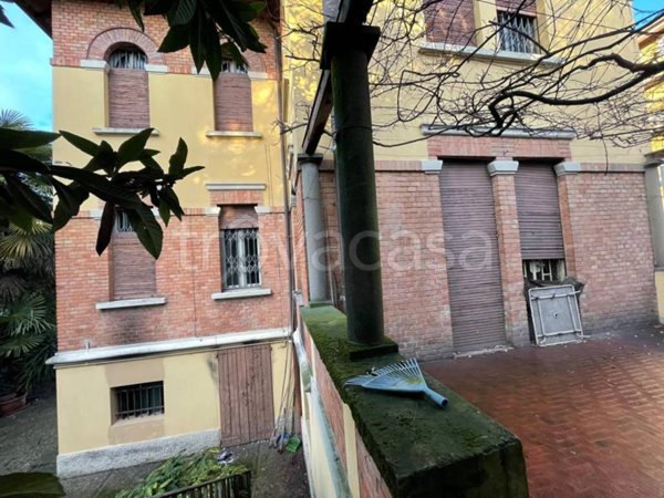 casa indipendente in vendita a Modena in zona Sant'Agnese