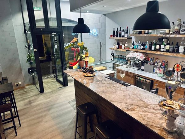 negozio in vendita a Modena in zona Centro Storico