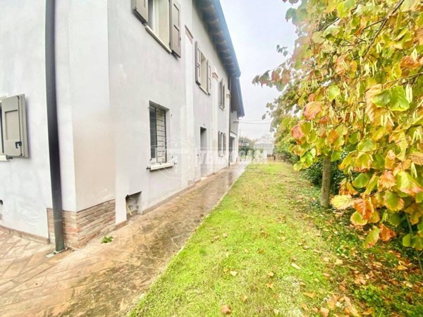 appartamento in vendita a Modena in zona San Damaso