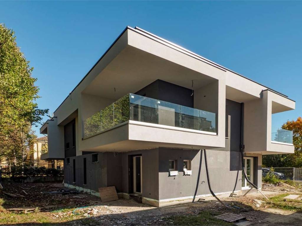 casa indipendente in vendita a Modena in zona Vaciglio