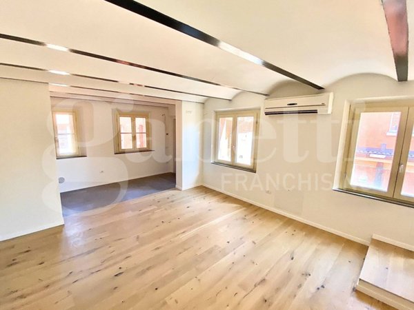 appartamento in vendita a Modena in zona Centro Storico