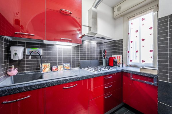 appartamento in vendita a Modena in zona Centro Storico