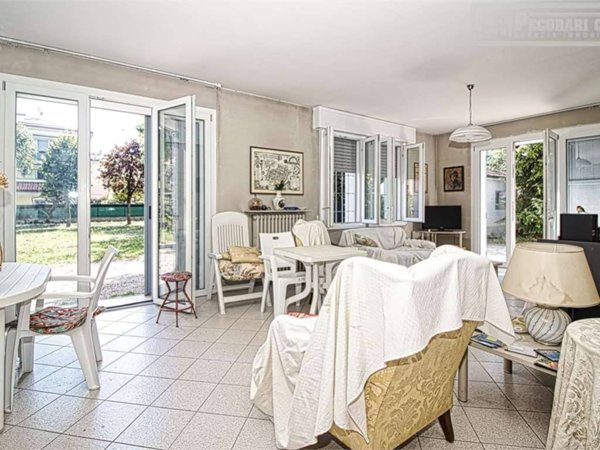 appartamento in vendita a Modena in zona Madonnina / Quattro Ville