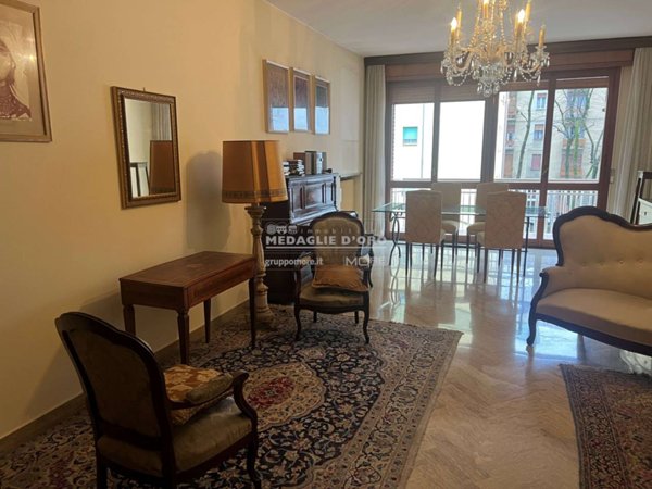 appartamento in vendita a Modena in zona San Lazzaro / Modena Est