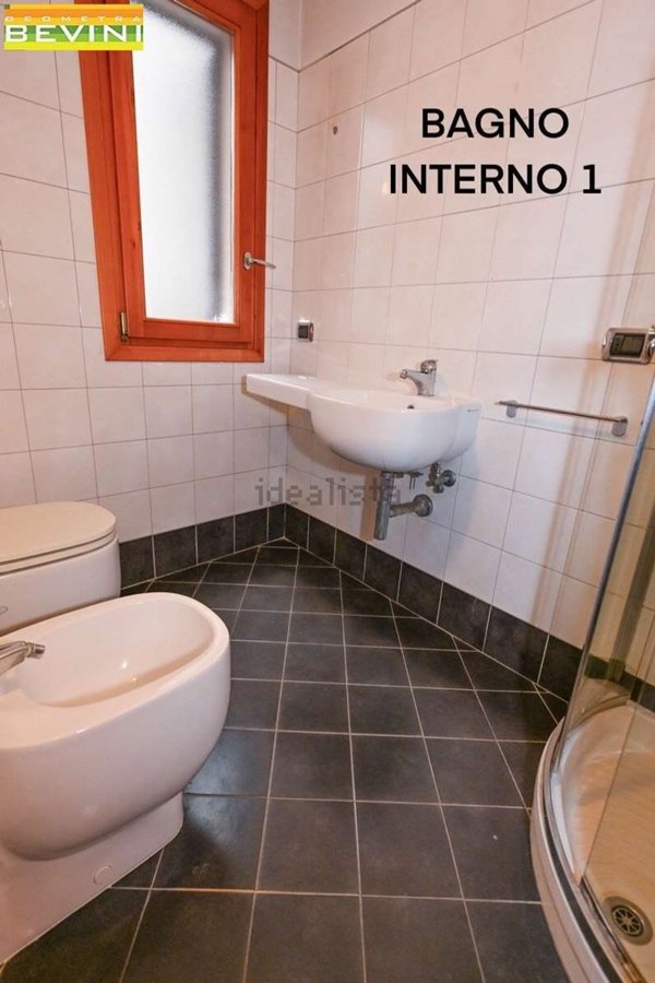 appartamento in vendita a Modena in zona Centro Storico