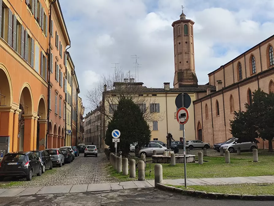 appartamento in vendita a Modena in zona Centro Storico
