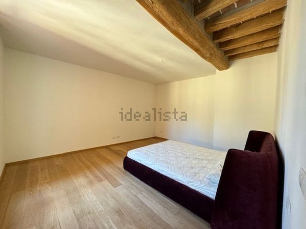 appartamento in vendita a Modena in zona Centro Storico