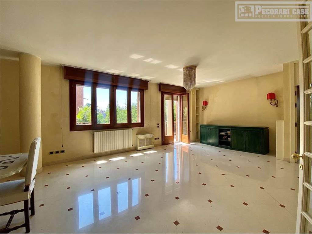 appartamento in vendita a Modena in zona Buon Pastore