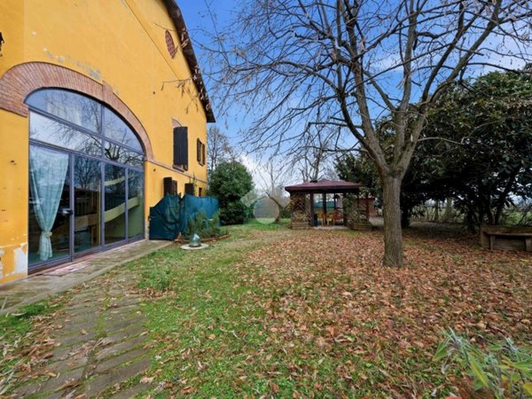 casa indipendente in vendita a Modena in zona Marzaglia