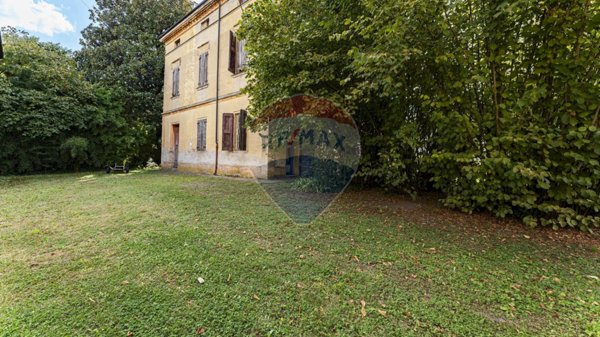 villa in vendita a Modena in zona Villanova