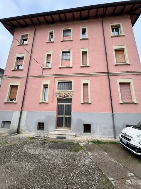 appartamento in vendita a Modena in zona Vaciglio