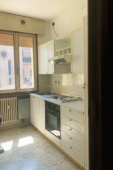 appartamento in vendita a Modena in zona San Lazzaro / Modena Est