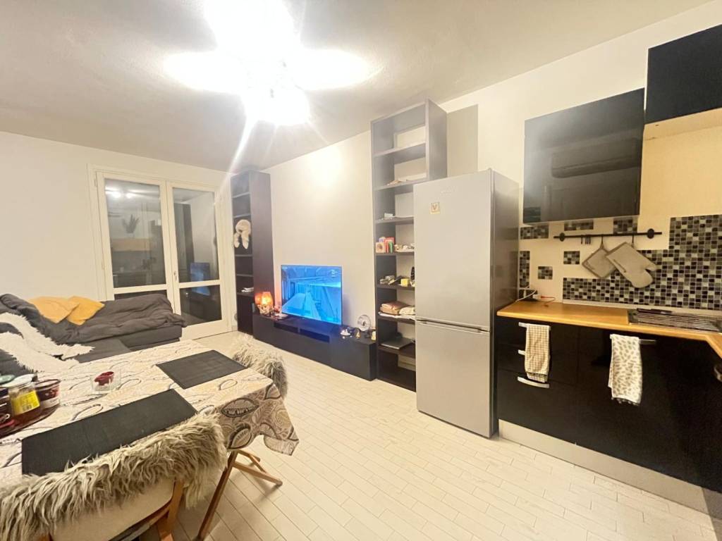 appartamento in vendita a Modena in zona San Lazzaro / Modena Est