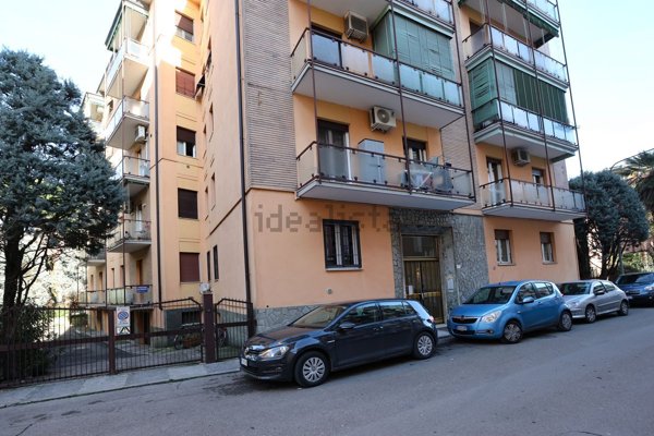 appartamento in vendita a Modena in zona San Lazzaro / Modena Est