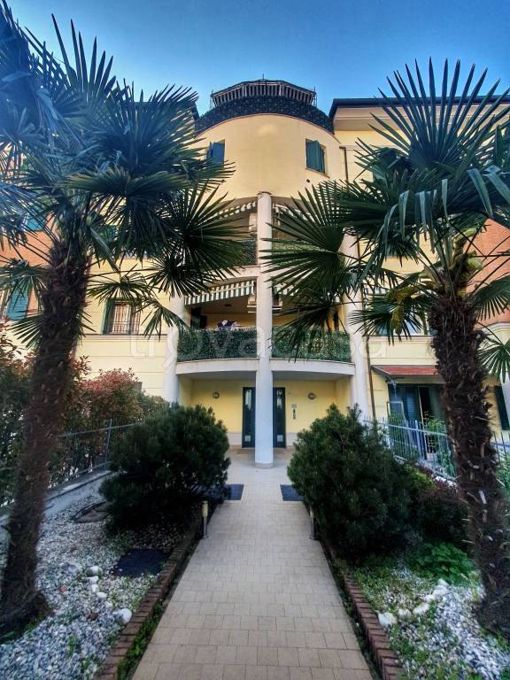 appartamento in vendita a Modena in zona Baggiovara