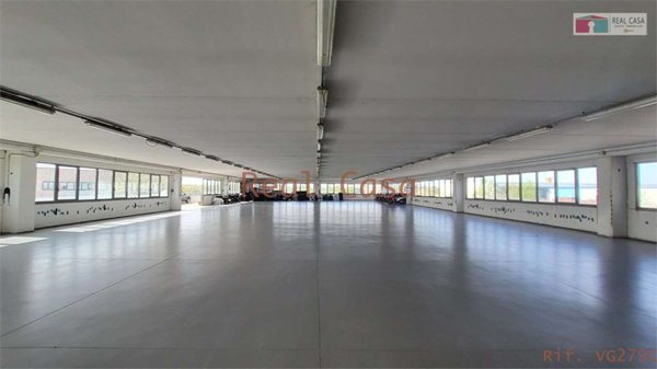 terreno edificabile in vendita a Modena in zona Crocetta