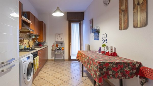 appartamento in vendita a Modena in zona Crocetta