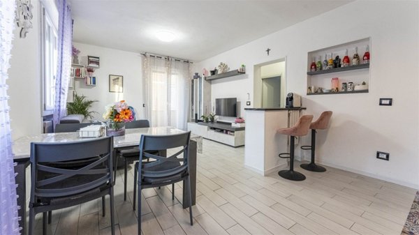 appartamento in vendita a Modena in zona Madonnina / Quattro Ville